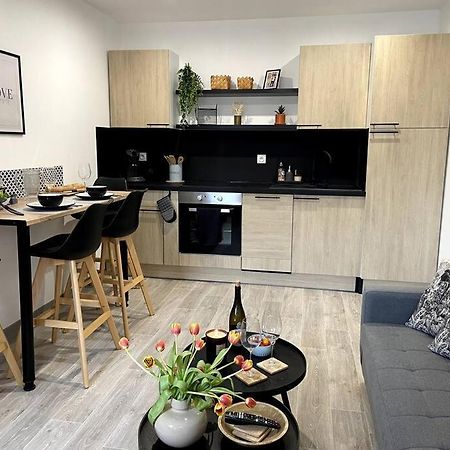 Bel Appartement Sur Cour Plein Centre Ville Et Parking Moulins  Exterior foto